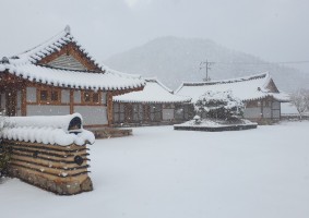 25년3월17일 봄눈 설경 주막촌